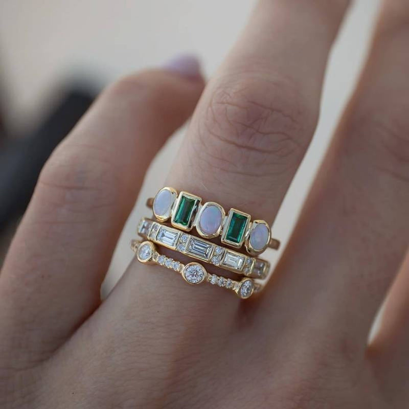 Livia – Anelli vintage in opale bianco e verde