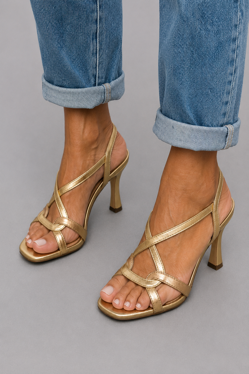 Cassie | Sandalias de Tacón Doradas para el Verano